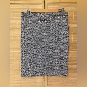Roz & Ali black white patterned pencil skirt NWT woman’s size medium